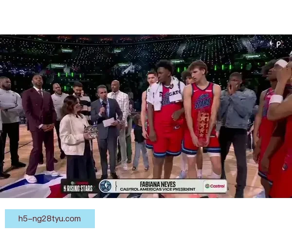 埃奇库姆压哨罚球夺新秀MVP